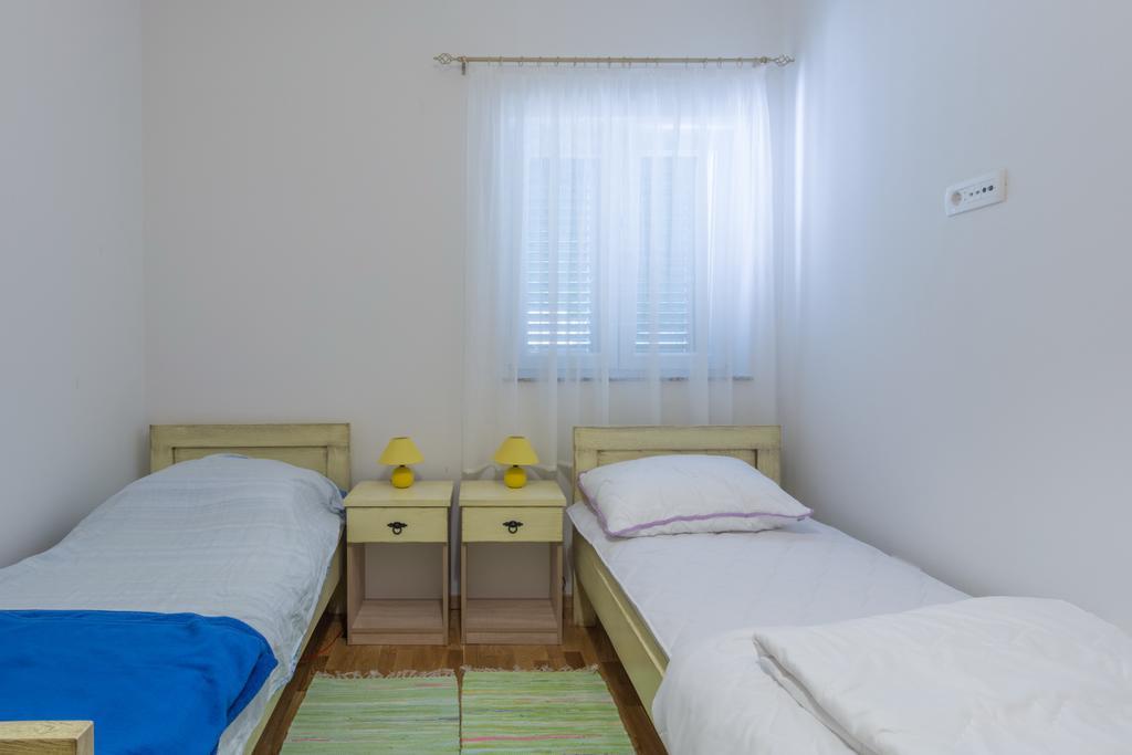 Stara Kuca Apartments Šimuni Exterior foto