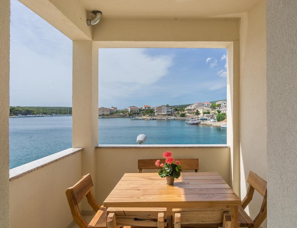 Stara Kuca Apartments Šimuni Exterior foto