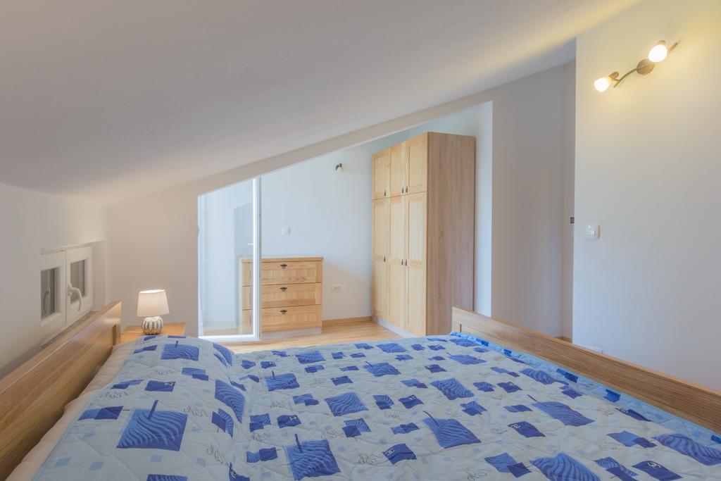 Stara Kuca Apartments Šimuni Exterior foto